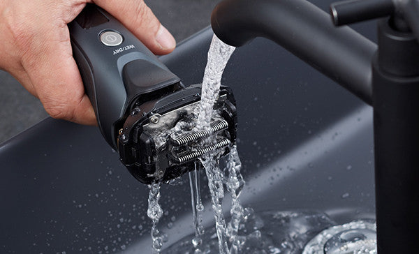 Panasonic Multi-Flex 5-Blade Rechargeable Shaver (ES-LV67)