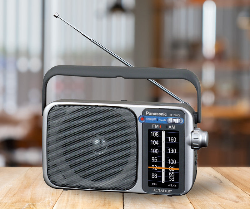 Panasonic Portable Radio AM/FM (RF-2400DGN-S)